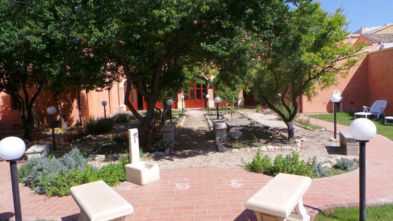 B&B Antica Villa Куарту-Сант'Елена Екстер'єр фото