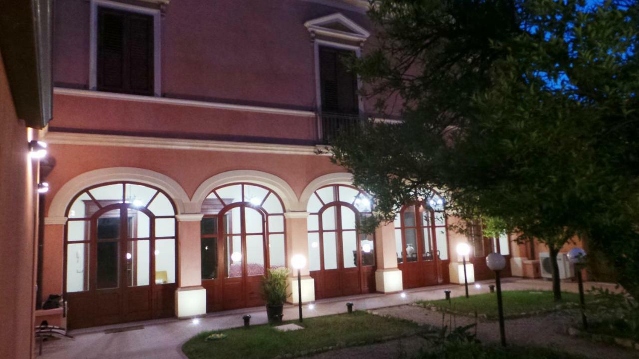 B&B Antica Villa Куарту-Сант'Елена Екстер'єр фото