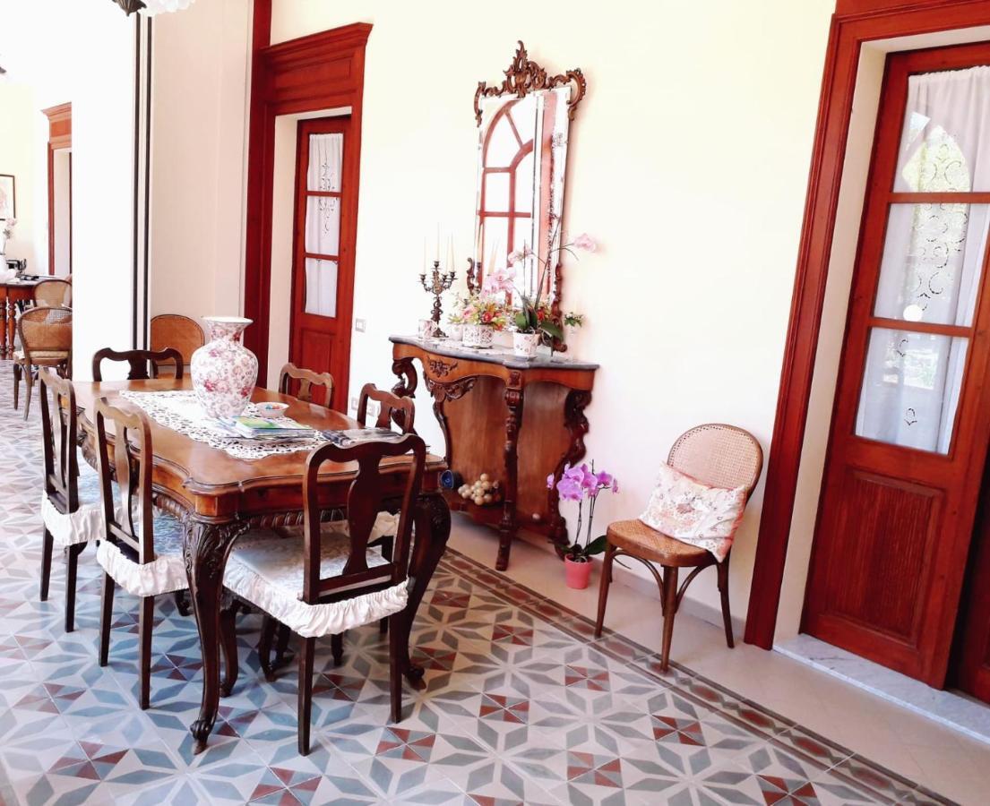 B&B Antica Villa Куарту-Сант'Елена Екстер'єр фото